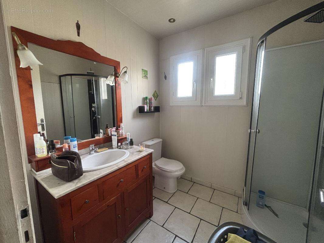 Maison 64 m² à Almeneches  - photo 4