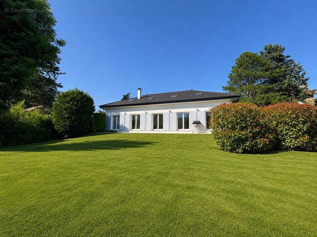 Maison à SOISY-SUR-SEINE