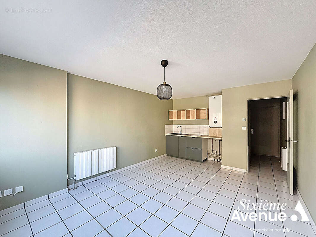 Appartement à LYON-8E