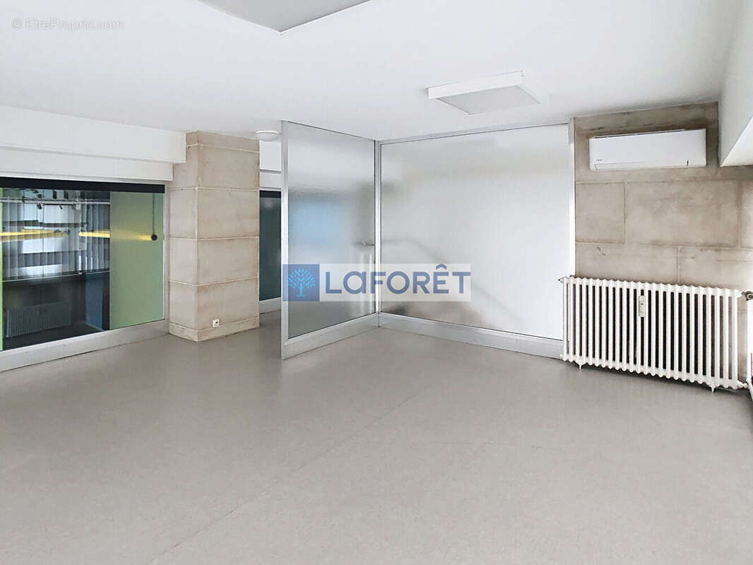 Commerce à CHAUMONT