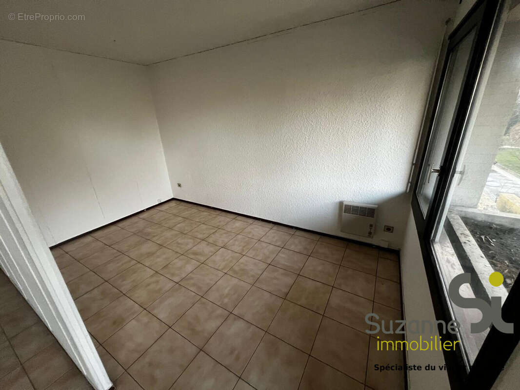 Coin chambre - Appartement à GRENOBLE