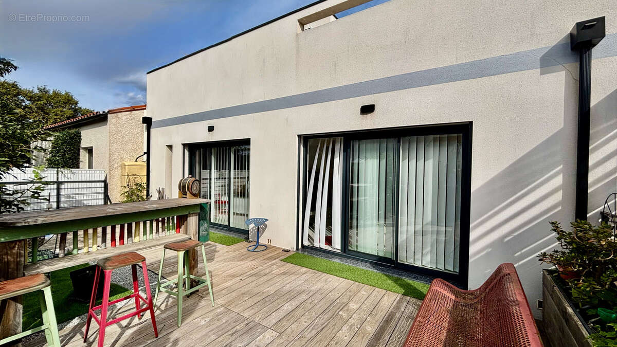 Maison à SAINT-CYPRIEN