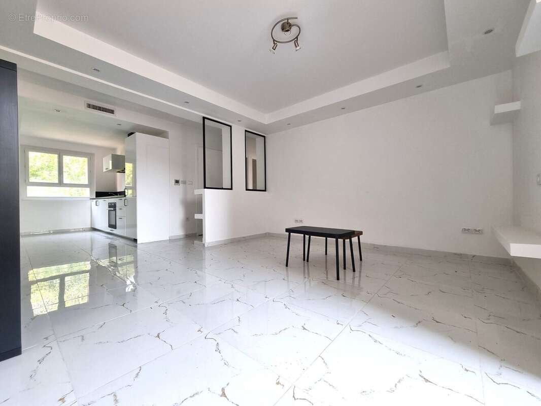 Appartement 62 m² à Blagnac  - photo 2