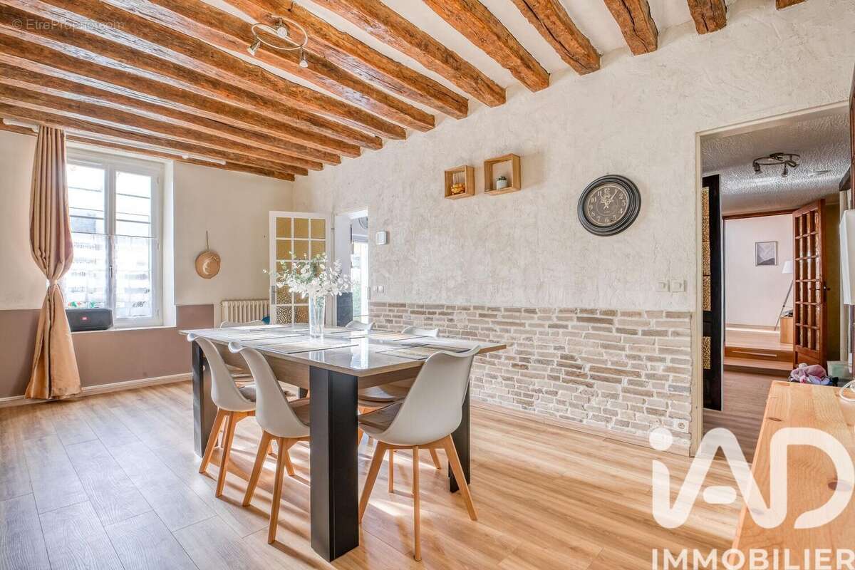 Photo 8 - Maison à CLAYE-SOUILLY