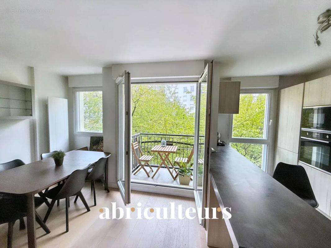 Appartement à ISSY-LES-MOULINEAUX