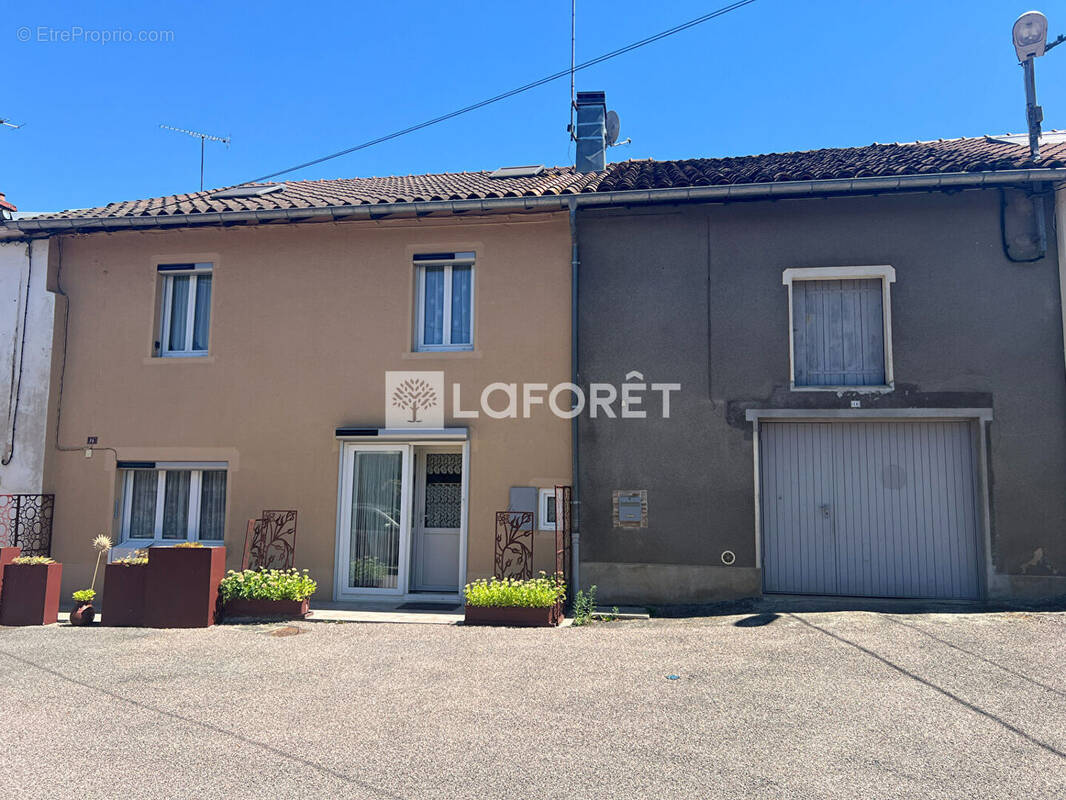 Maison à DIGNA