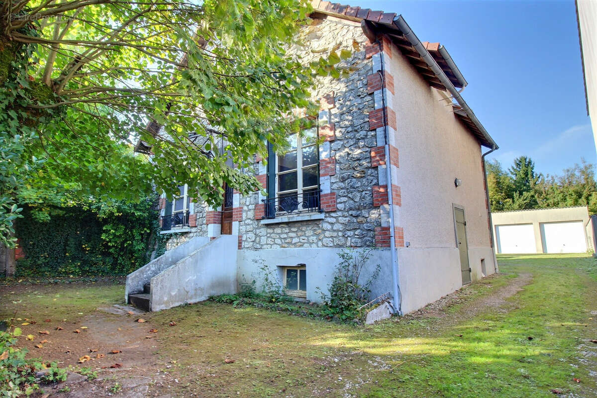 Maison à ANGERVILLE