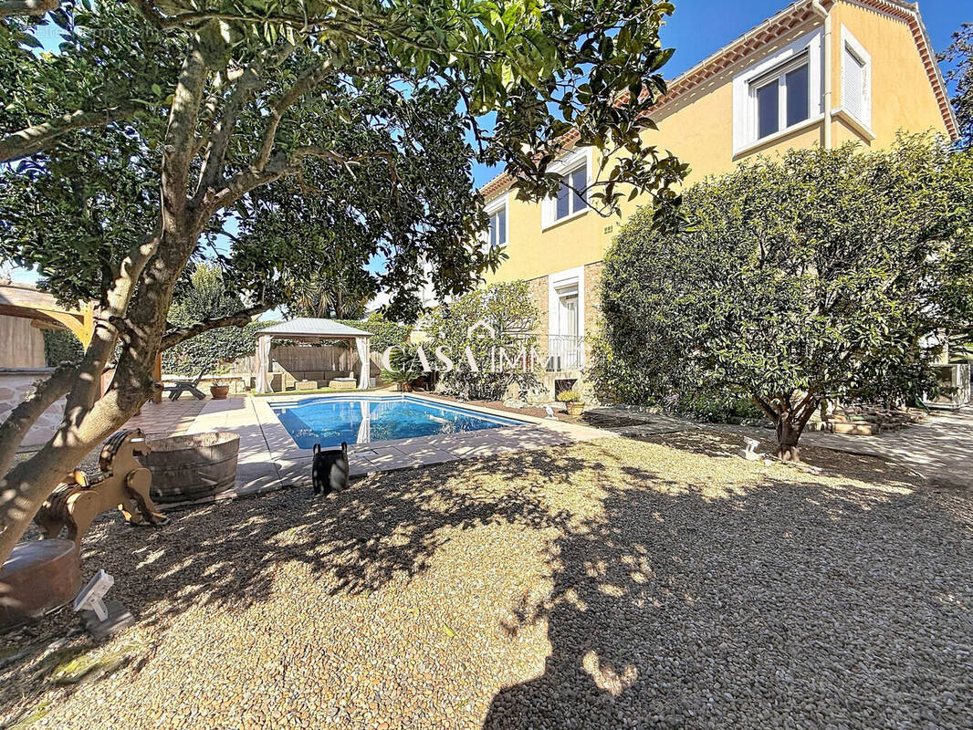 Maison à HYERES