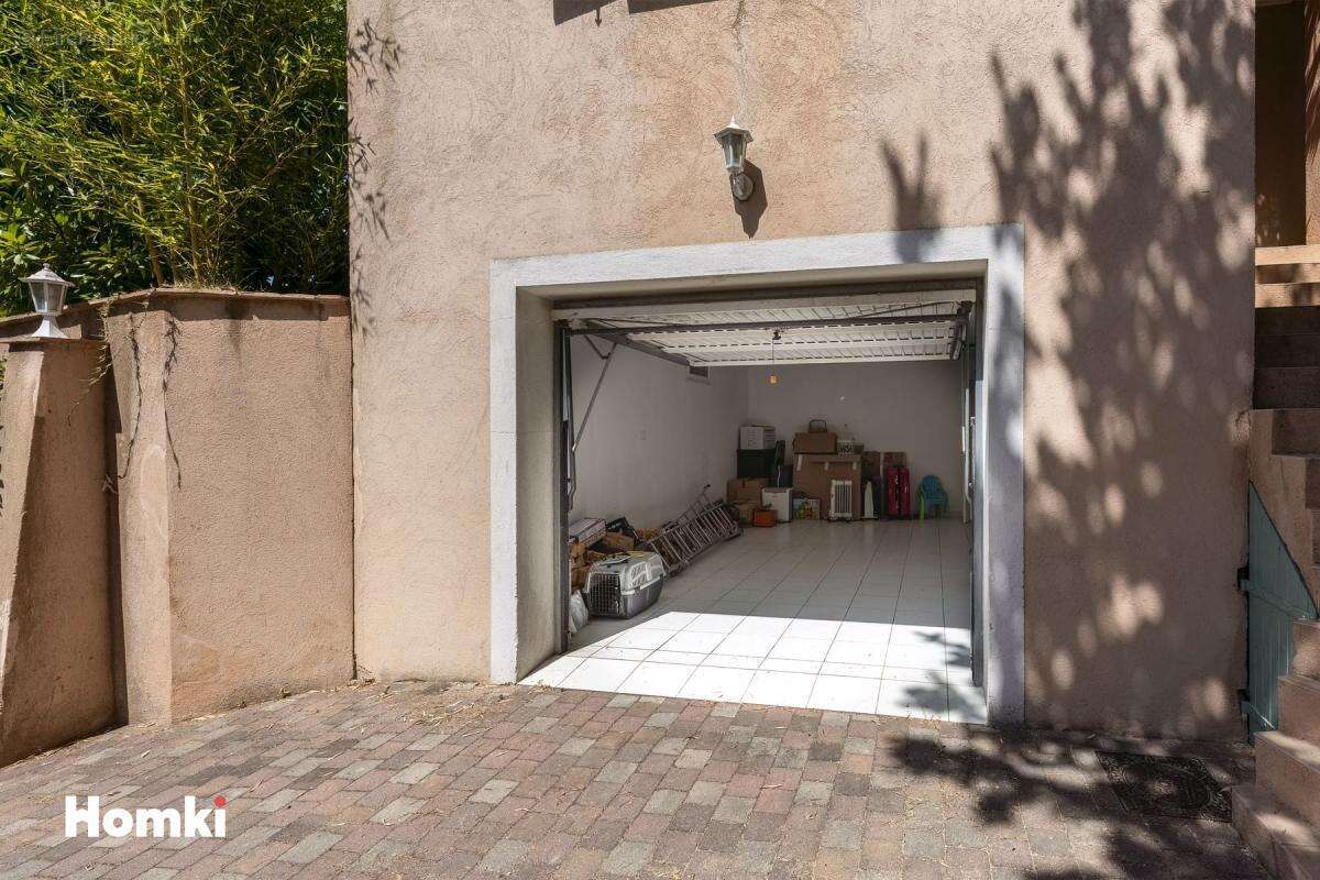 Maison à LE LUC