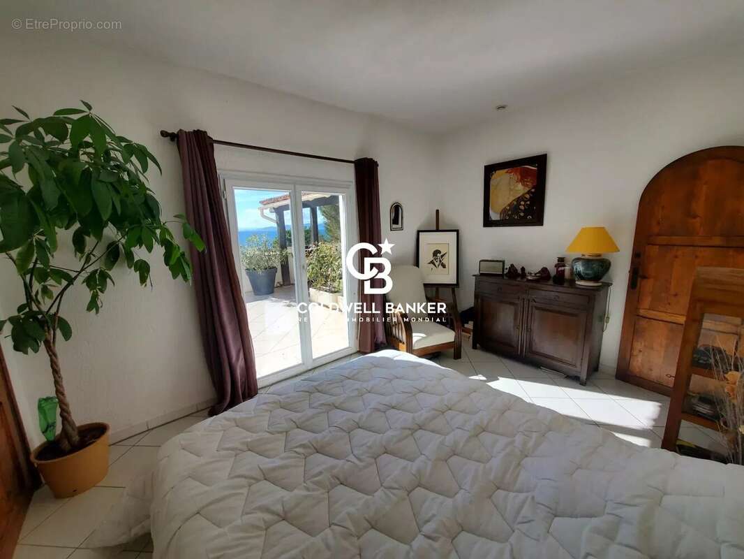 Maison à SAINT-RAPHAEL