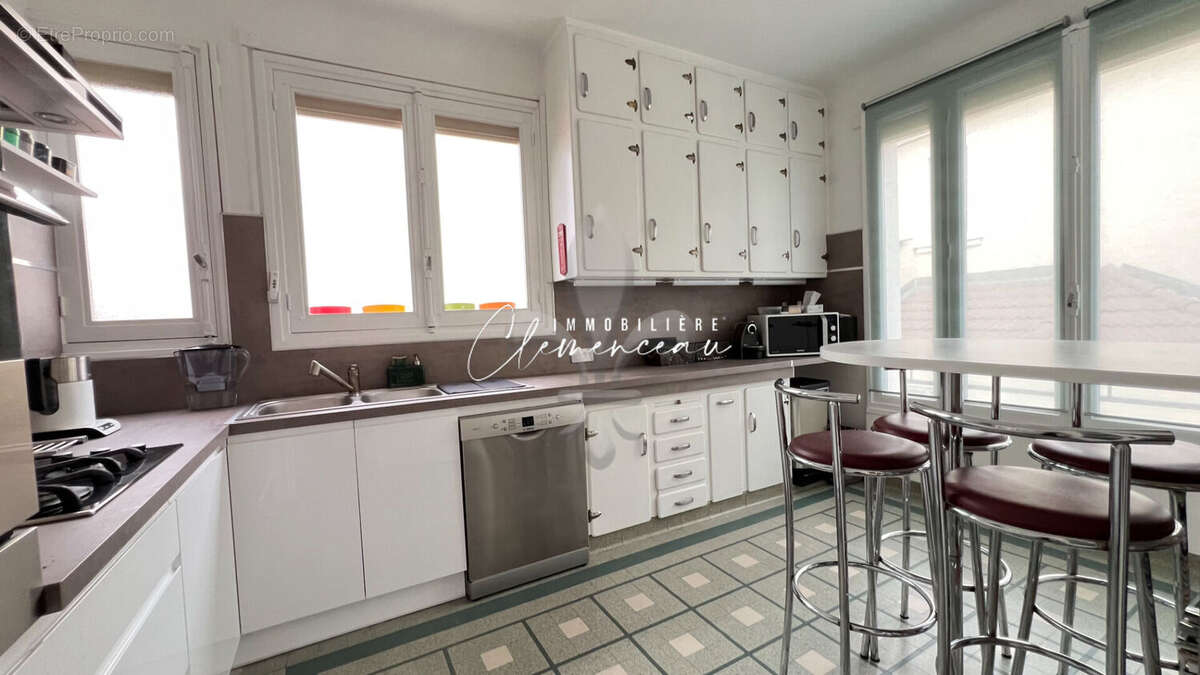 Appartement à NANTERRE