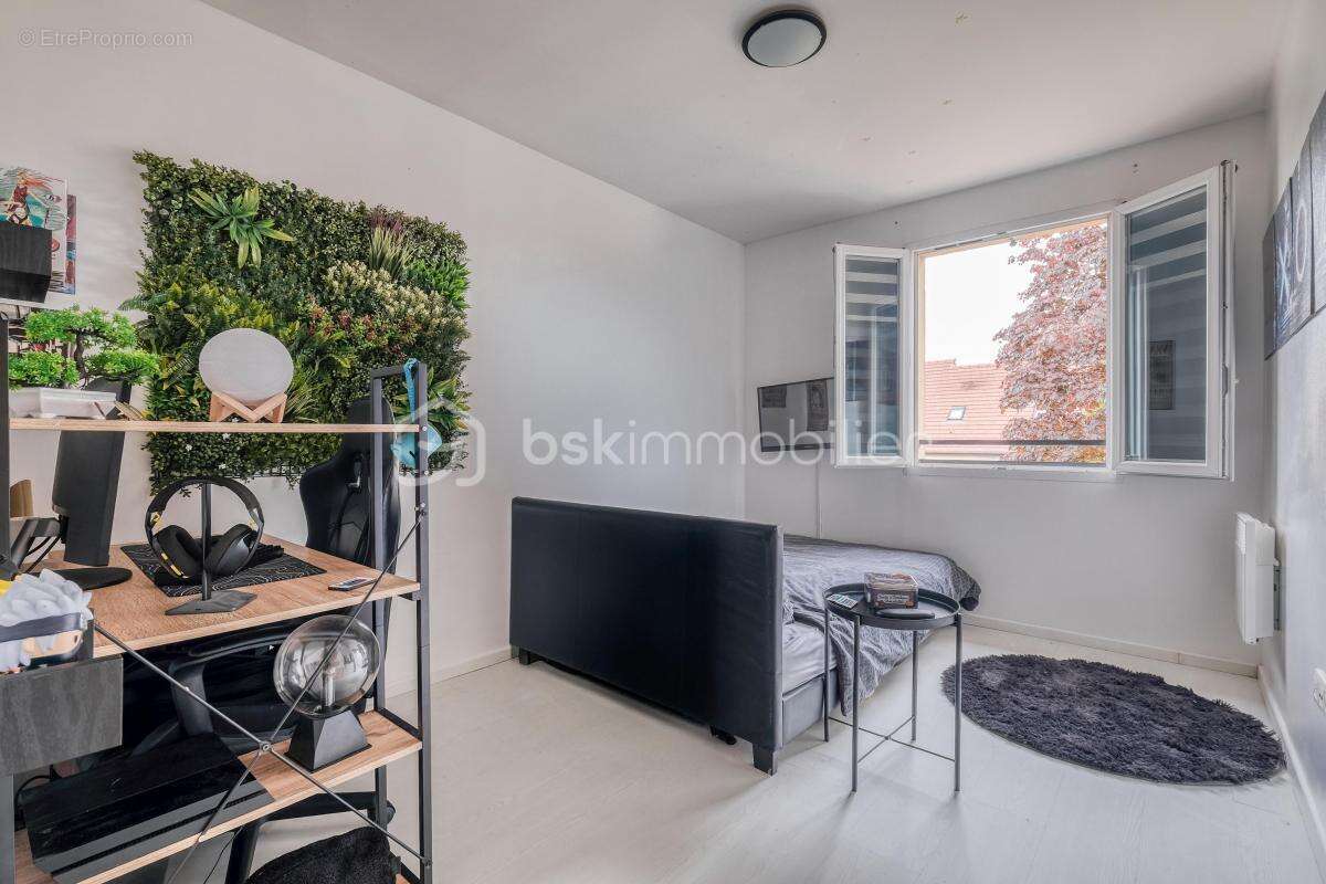 Maison à CLAYE-SOUILLY