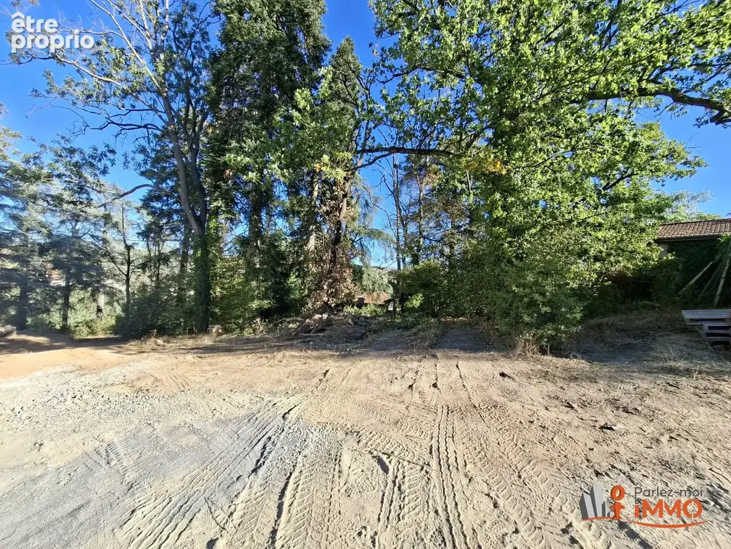 Terrain 1 800 m² à vendre à Saint-Galmier (42330) - photo 3