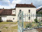 Maison à BEIRE-LE-CHATEL