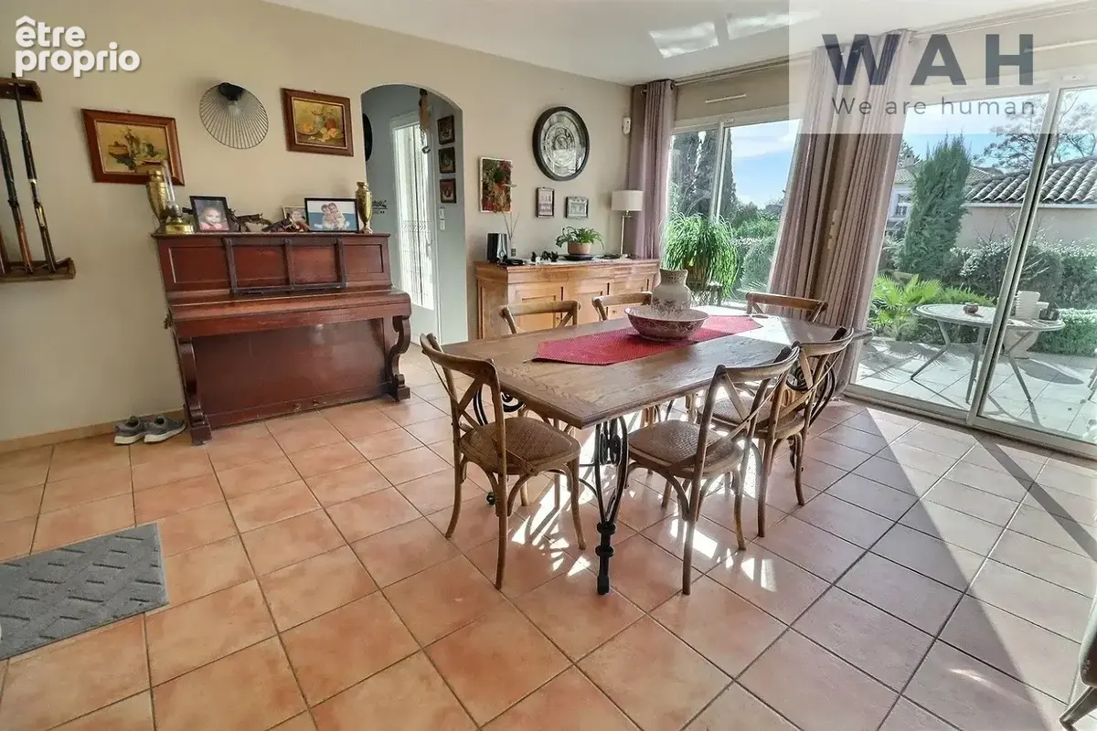Vente villa 4 pieces piscine 34230 plaissan - photo 5