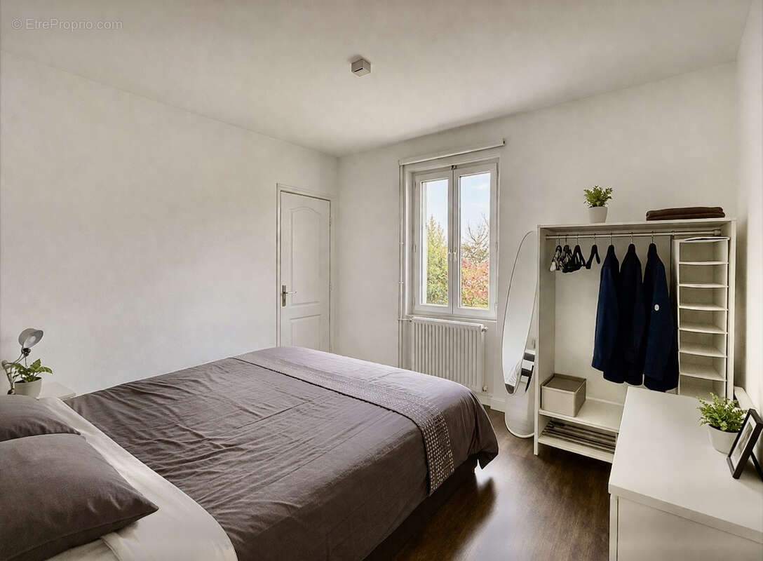 Maison à MONTELIMAR