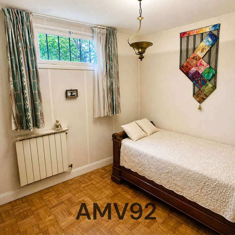 Appartement à LA GARENNE-COLOMBES