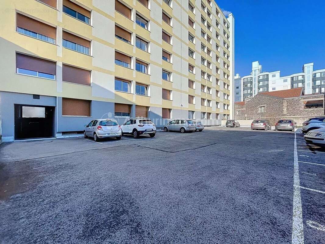 Appartement à CLERMONT-FERRAND