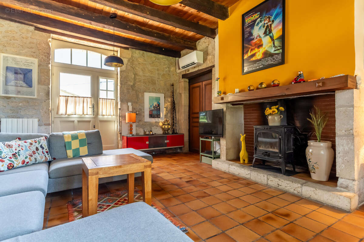 Maison à BOURG-DE-VISA