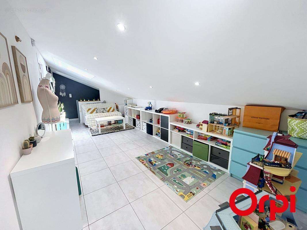 Appartement à MARSEILLE-13E