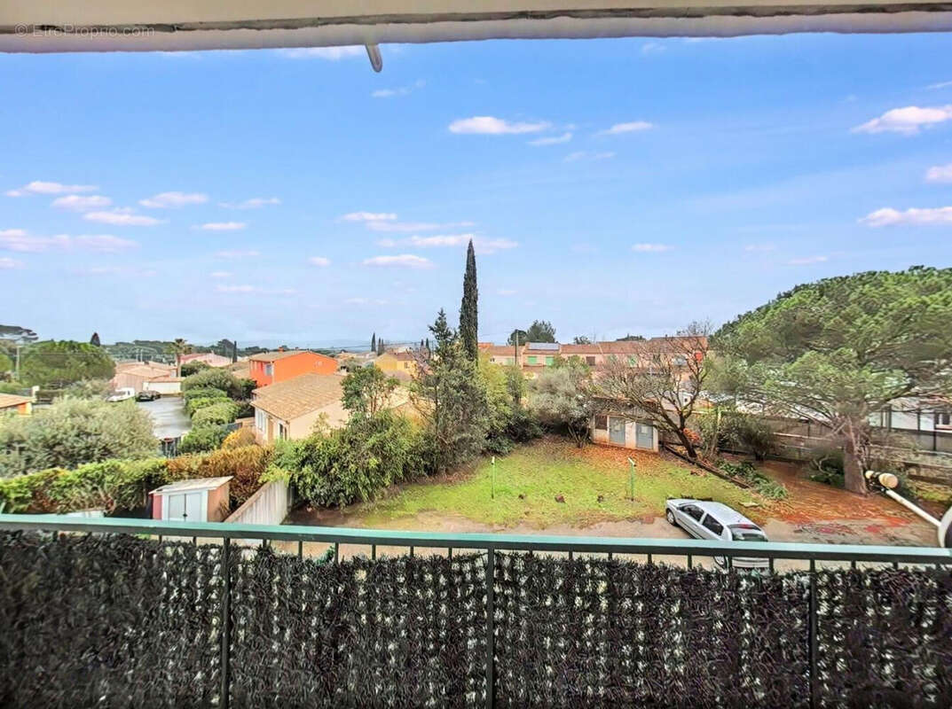 Appartement à LE LUC