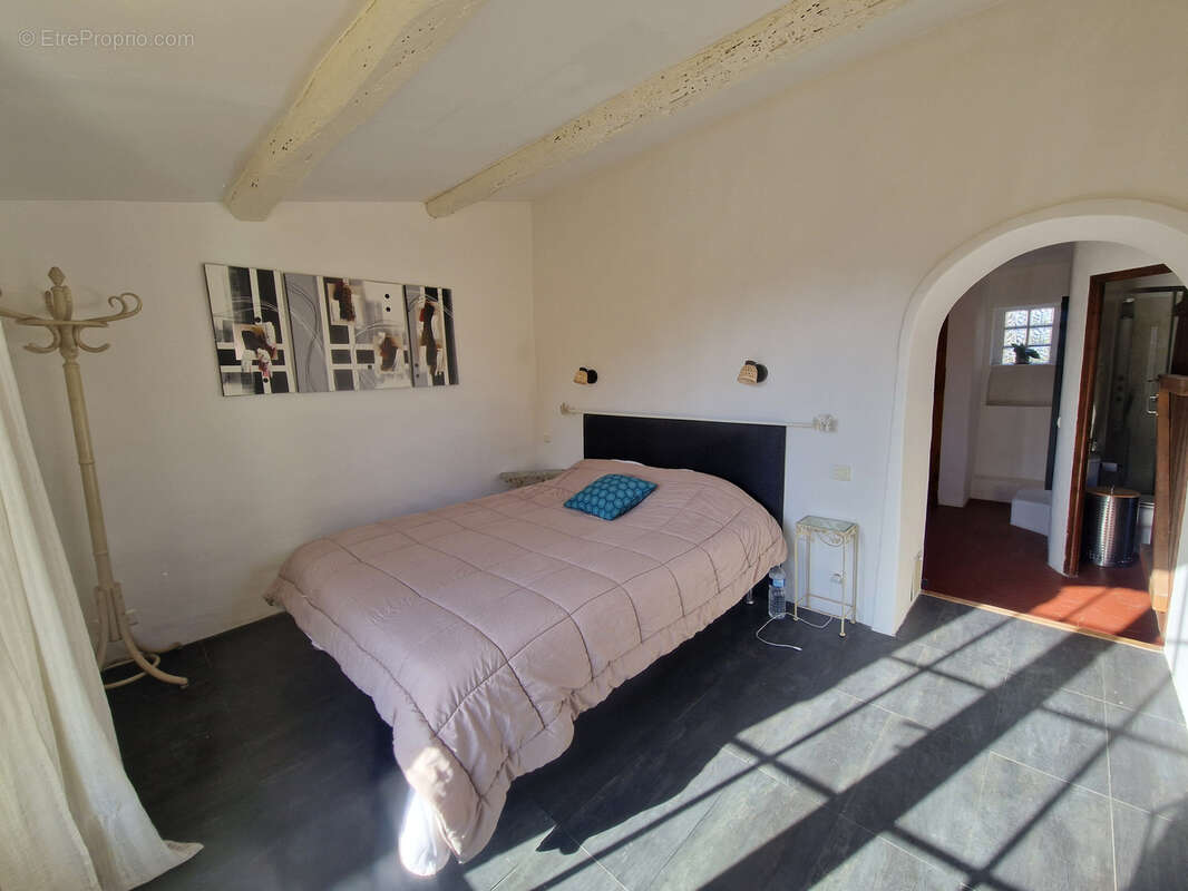 Maison à LORGUES