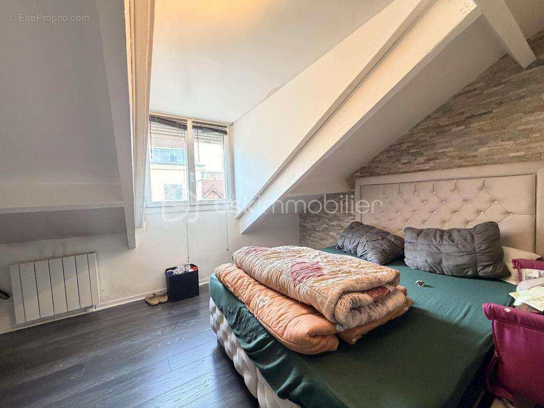 Appartement à CORBEIL-ESSONNES