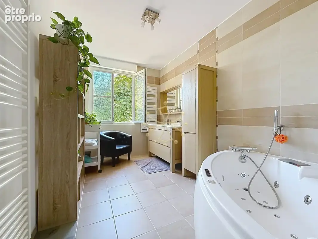 Maison 6 pièces 170 m² à vendre à Rouffiac-Tolosan (31180) - photo 8