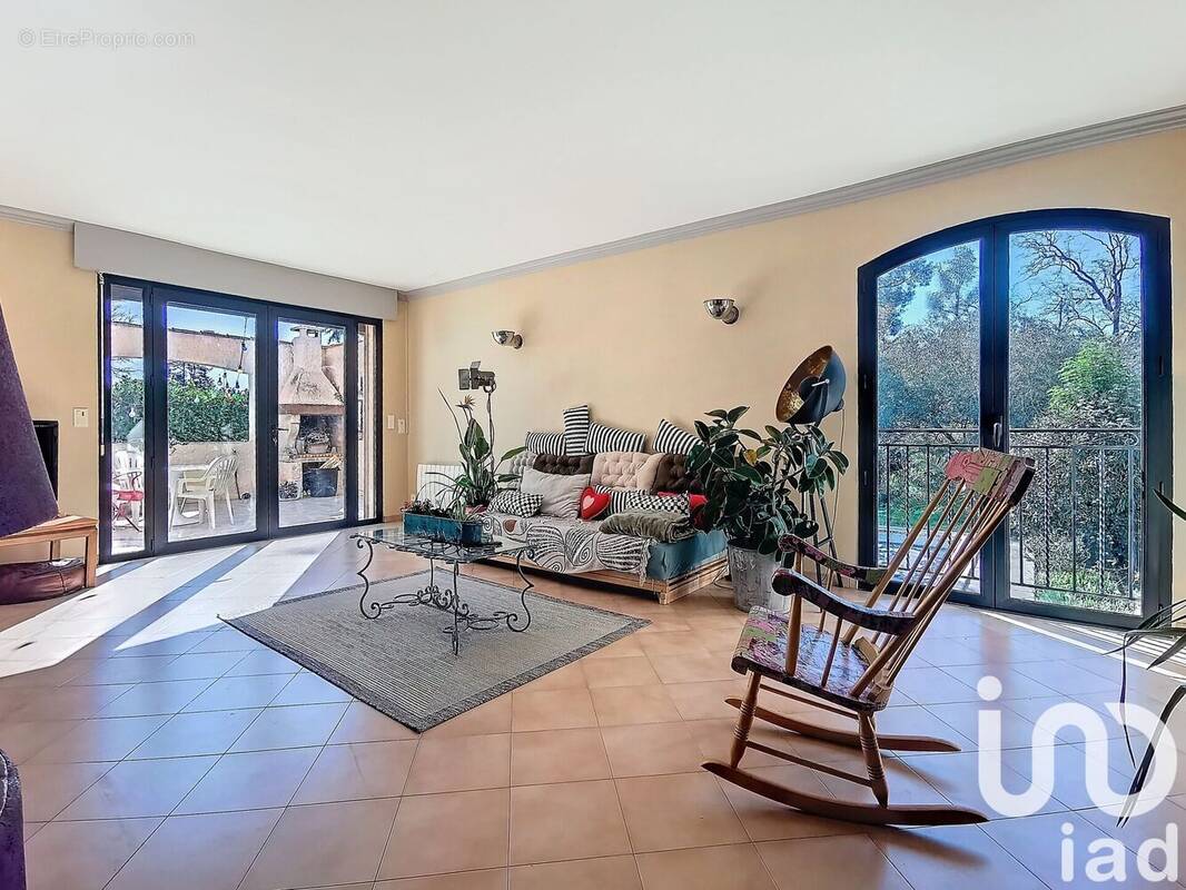 Photo 1 - Maison à SAINT-BRES