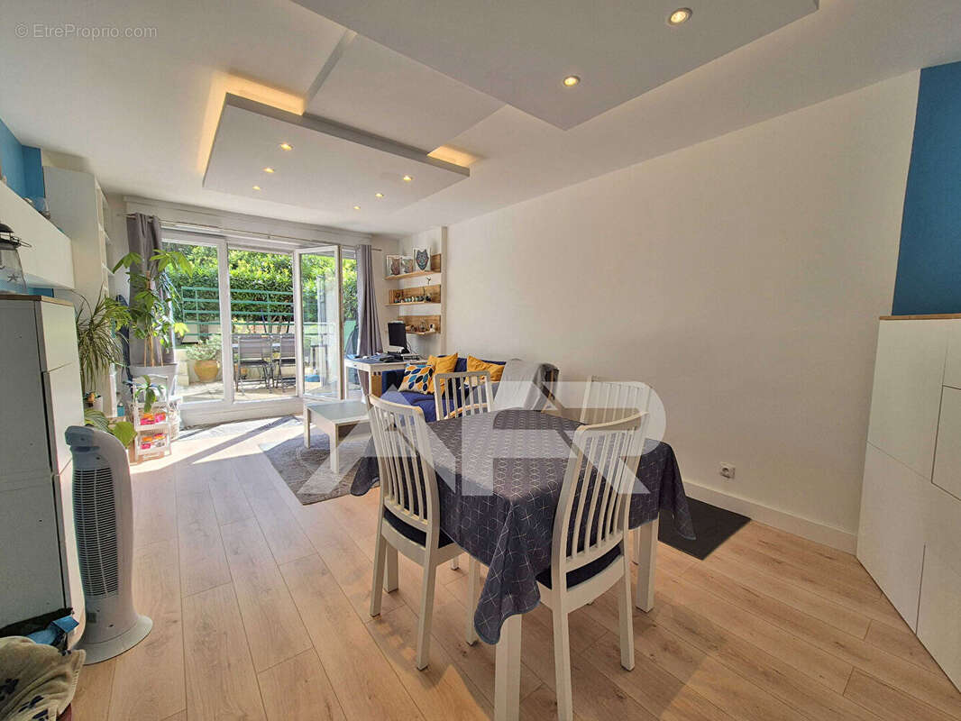 Appartement à CARRIERES-SUR-SEINE