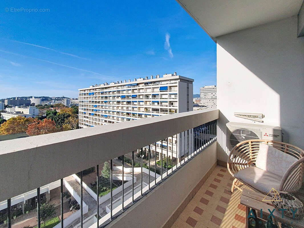Appartement à MARSEILLE-9E
