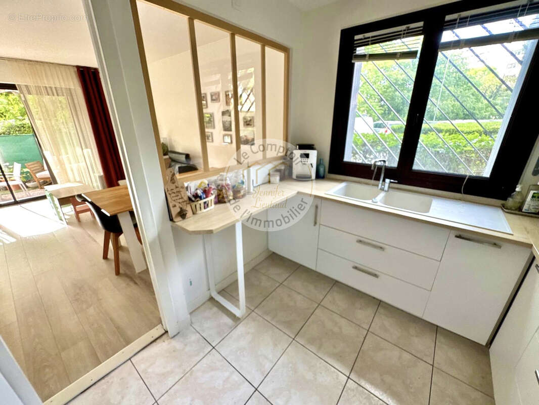 Appartement à MARSEILLE-9E