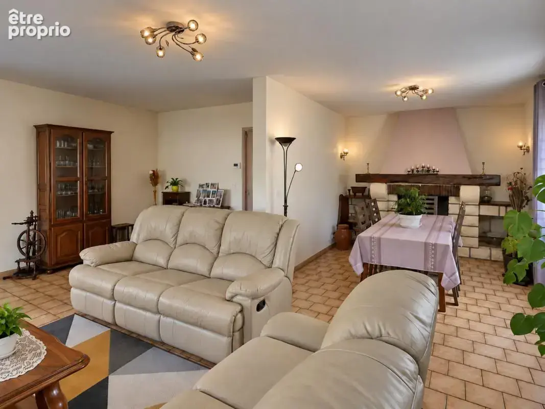 Maison 4 pièces 110 m² à vendre à Semussac (17120) - photo 3