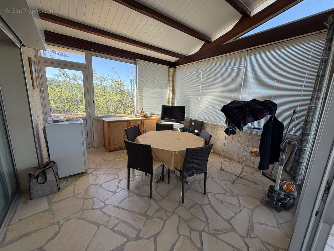 À vendre en exclusivité à Aiguines   Maison avec vue sur le lac de Sainte-Croix - photo 15