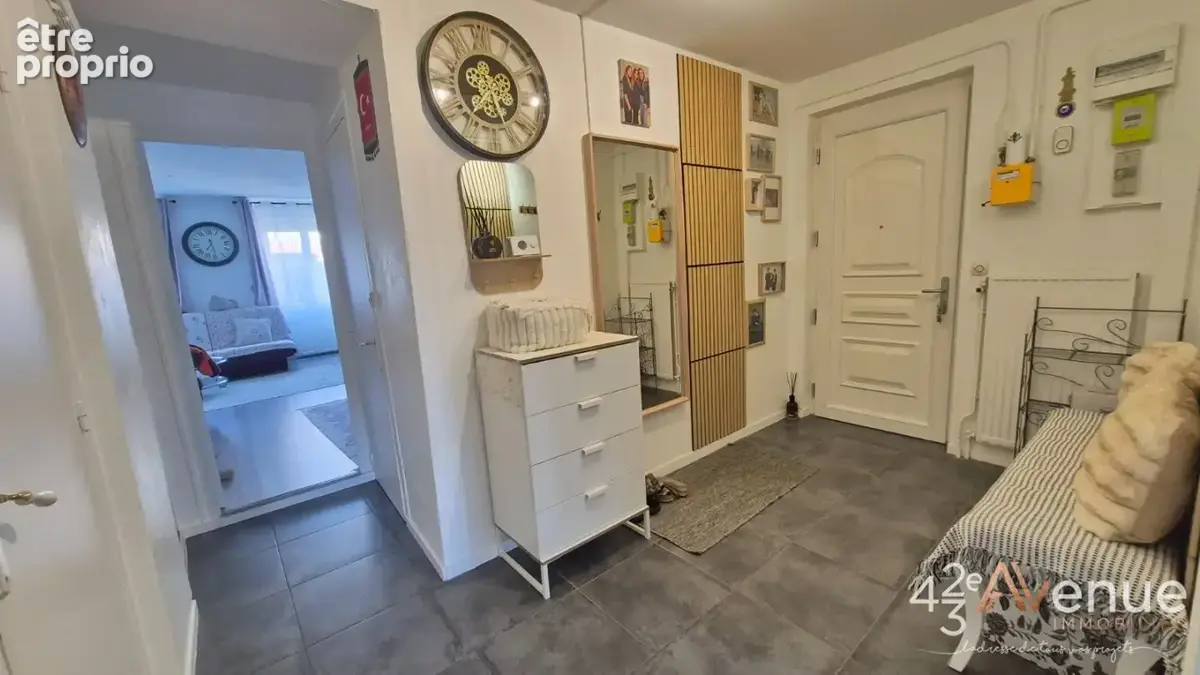 Appartement 66 m² à Saint-Etienne  - photo 9
