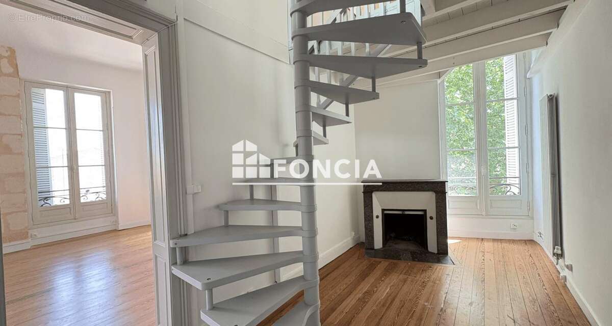 Appartement à BORDEAUX