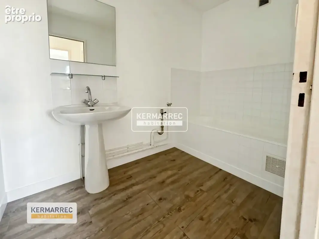 Appartement T3 - Jean Mermoz - Balcon, garage et espaces verts - photo 8