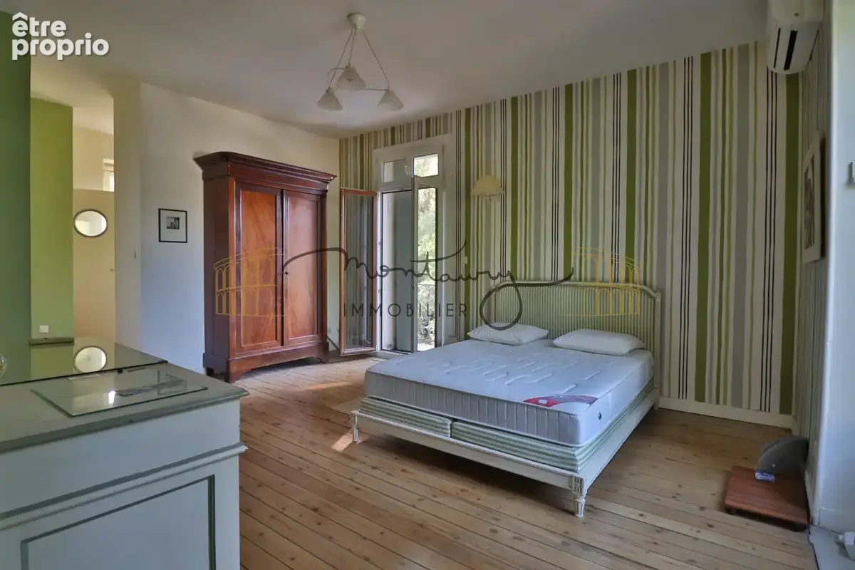 EXCLUSIVITÉ  NÎMES   Maison de caractère, piscine et jardin arboré de 1 536 m2 à proximité de la Tour Magne - photo 8