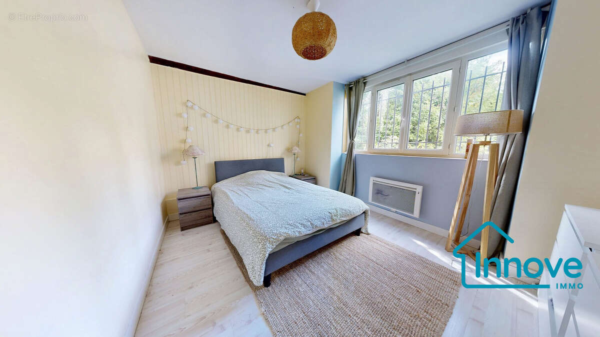Appartement à JOUY-EN-JOSAS
