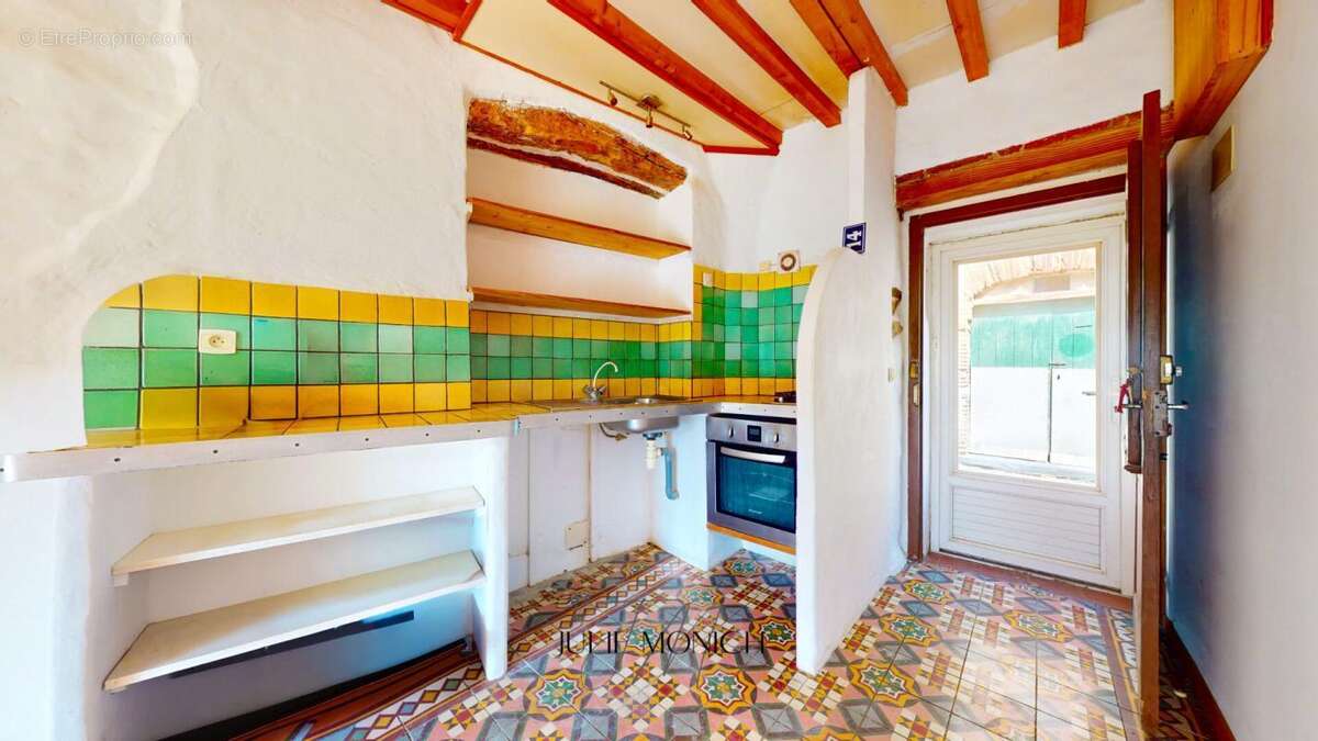 Maison de village avec garage - photo 6