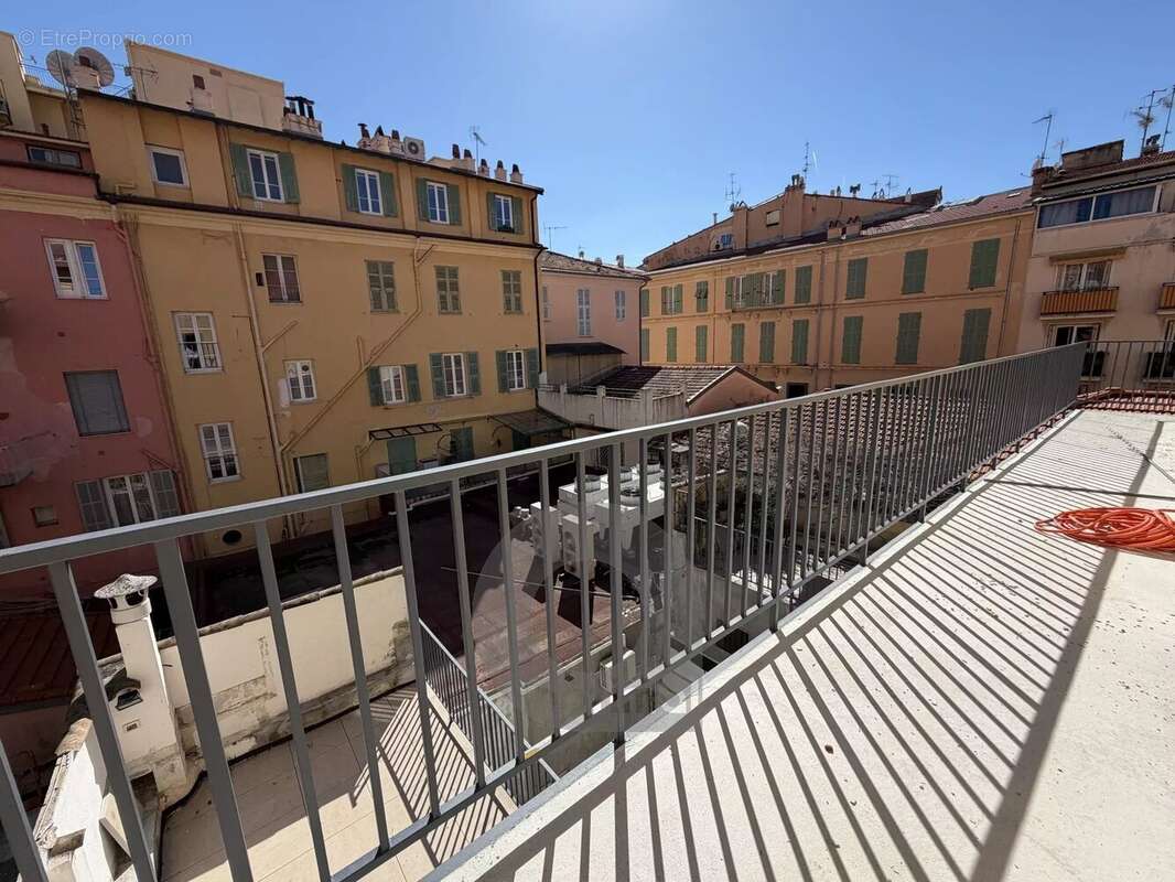 Appartement à MENTON