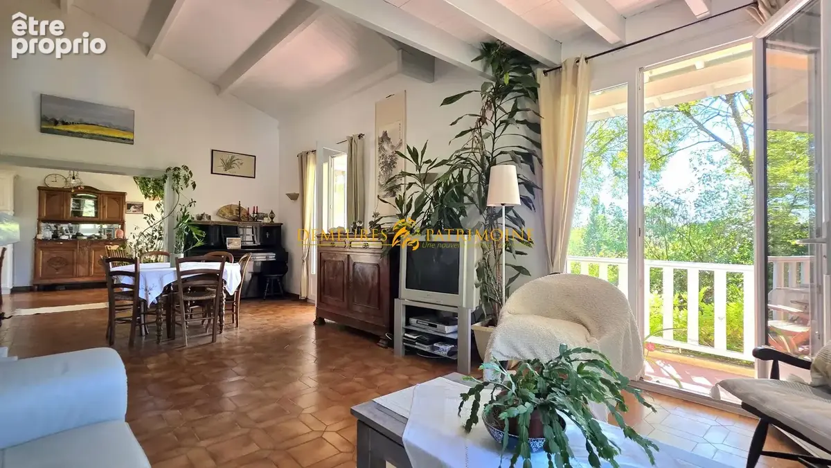 Maison 8 pièces 260 m² à vendre à Ruelle-Sur-Touvre (16600) - photo 4