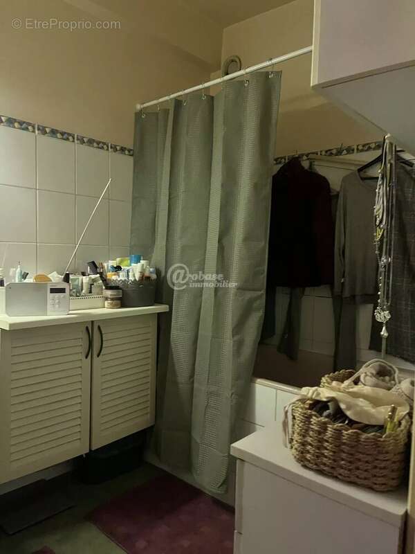 Appartement à MARSEILLE-5E