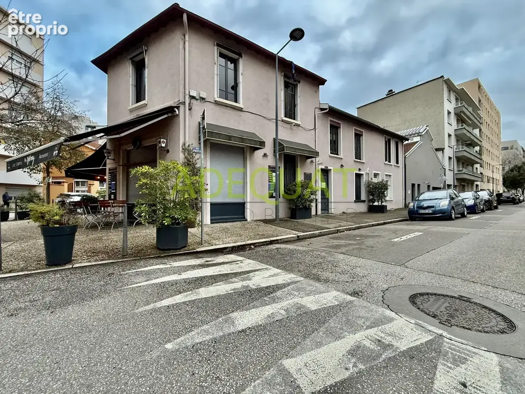 Maison à VILLEURBANNE