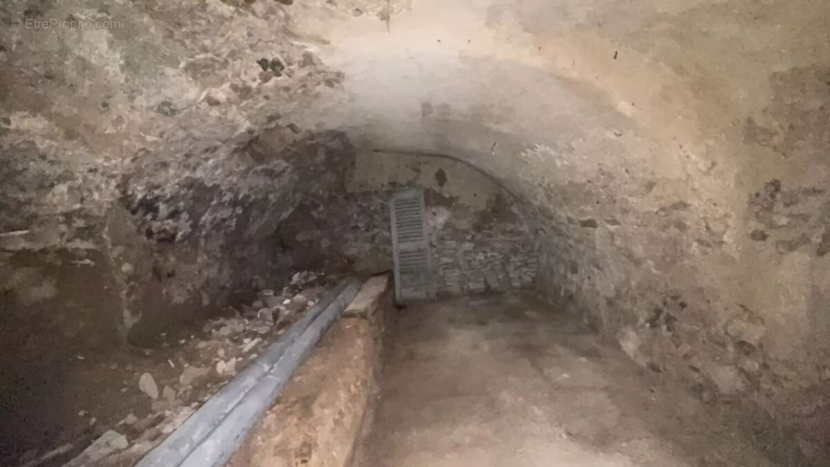 Autre à COTIGNAC