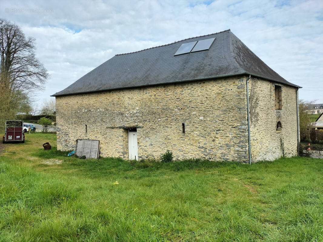 Maison à PARNE-SUR-ROC