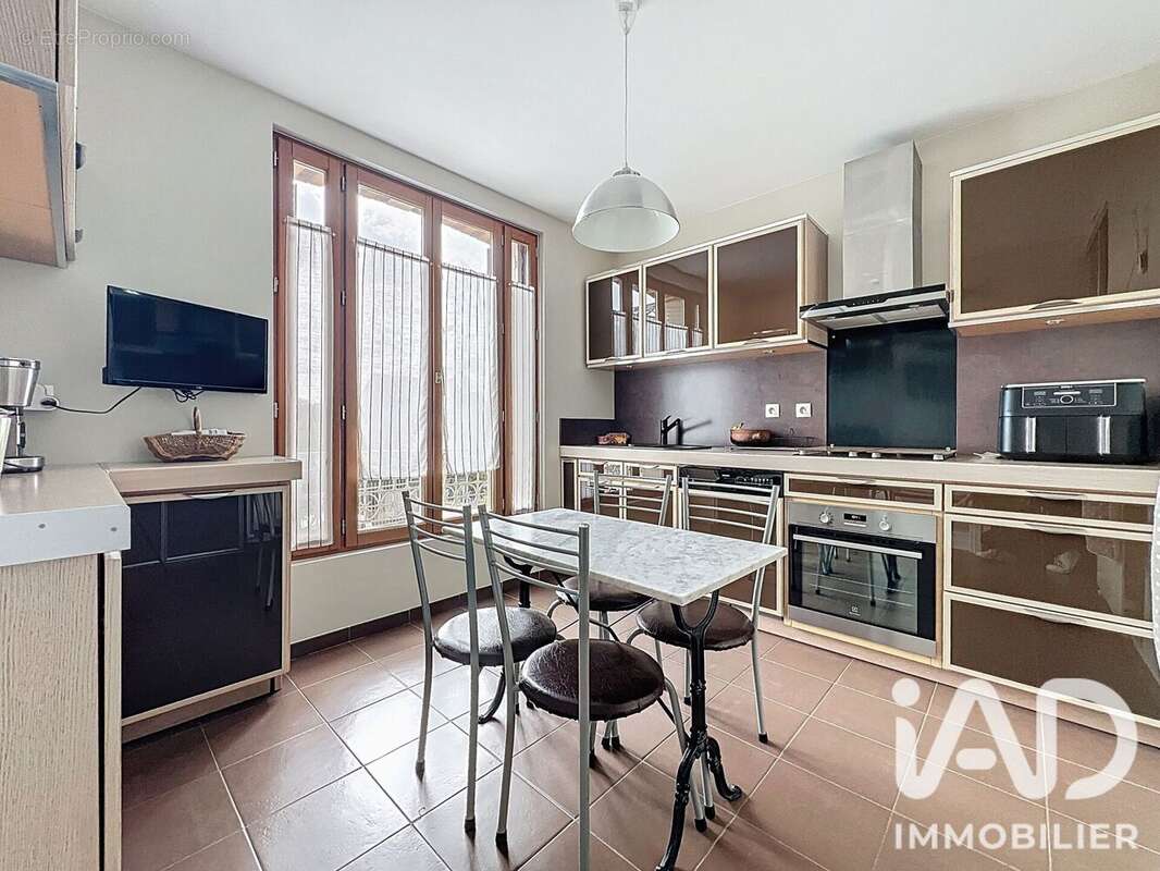 Photo 2 - Maison à ROSNY-SOUS-BOIS