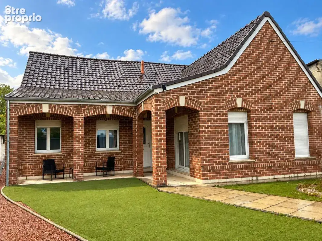 Maison 4 pièces 117 m² · à Beuvrages · 117 m² · 220 000 €