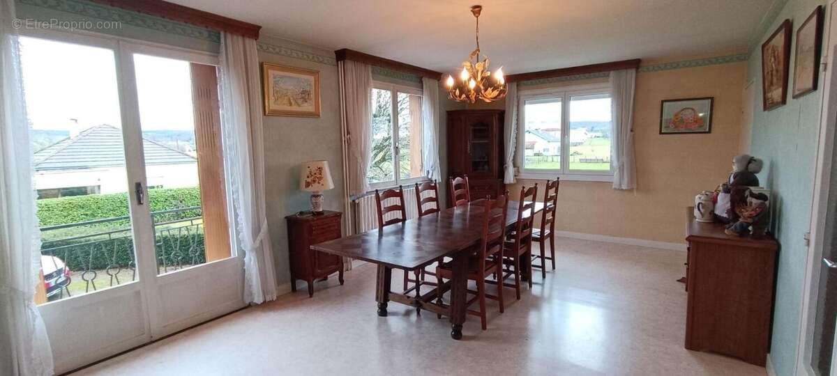 Maison à FOUGEROLLES