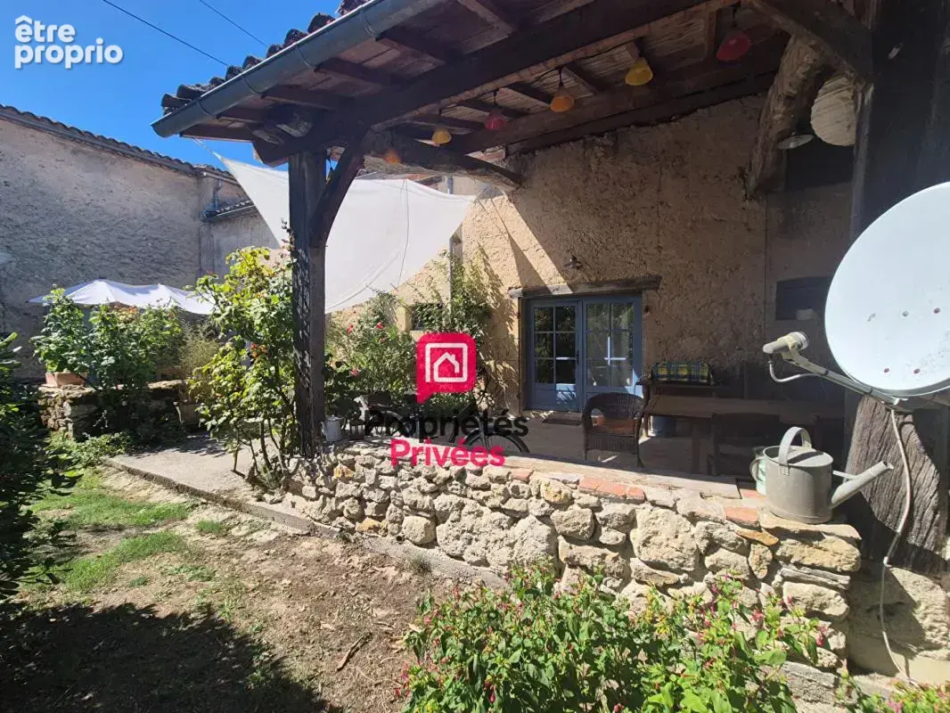 Ensemble immobilier de caractère de 290 m2 avec Gîte - Noaillan - photo 3